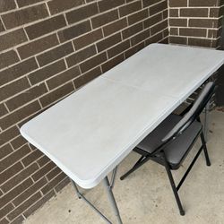 Table (foldable)