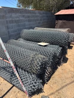6’ chain link fence- 9 gauge