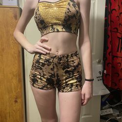 Two Peice Dance Outfit
