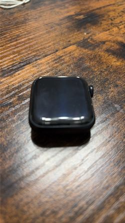 Apple Watch SE 40 mm