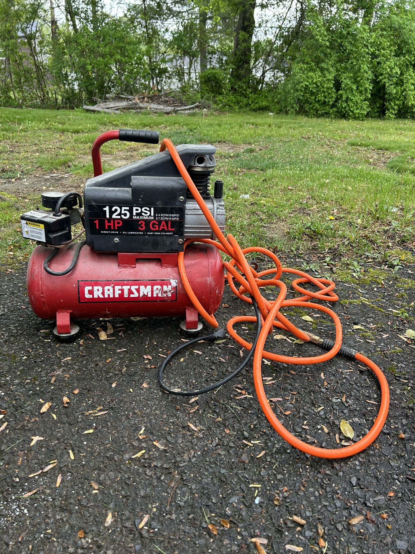 Craftsman 125 psi, 1 hp, 3 Gallon air