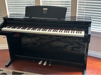 Williams Overture 2 digital piano weighted keys