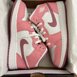 Air Jordan 1 Mid (GS) “Valentine’s Day”