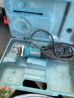 Makita GA4030 4-Inch Angle Grinder,Blue