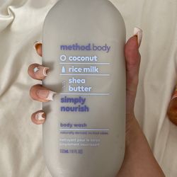 Method “Coconut” Body Wash