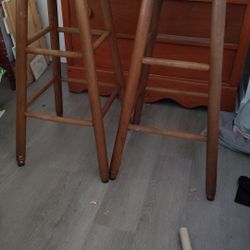 2 Barstools 
