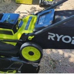 40V HP Brushless
20 in. Cordless
Battery Walk
Behind Push Lawn
Mower with 6.0 Ah
Battery and
Charger