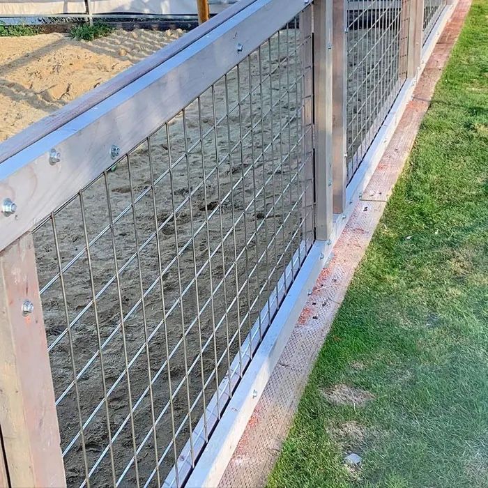Wild Hog U.S.S. Hog Stainless Mesh Level Rail Panel
