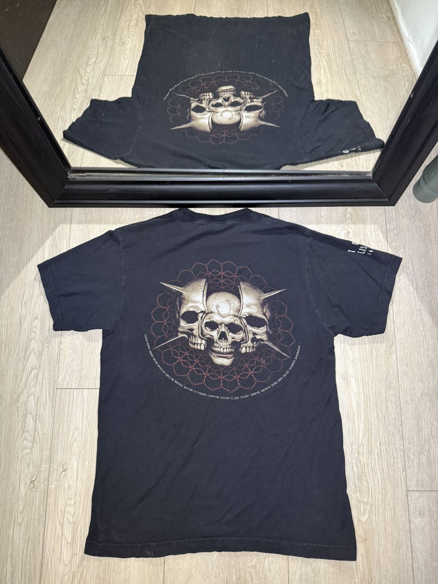 Vintage / Y2K Tool 3 Skeleton / Skull Tour Shirt