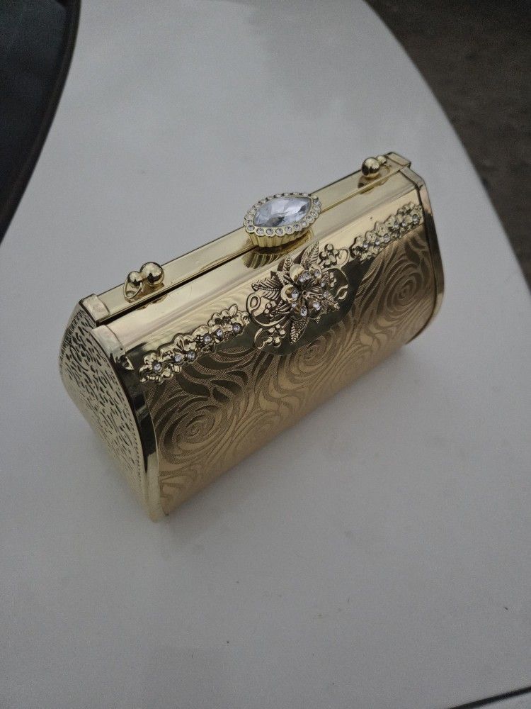 Gold Evening Clutch Purse – Rhinestone Clasp, Floral Design, Chain Strap
