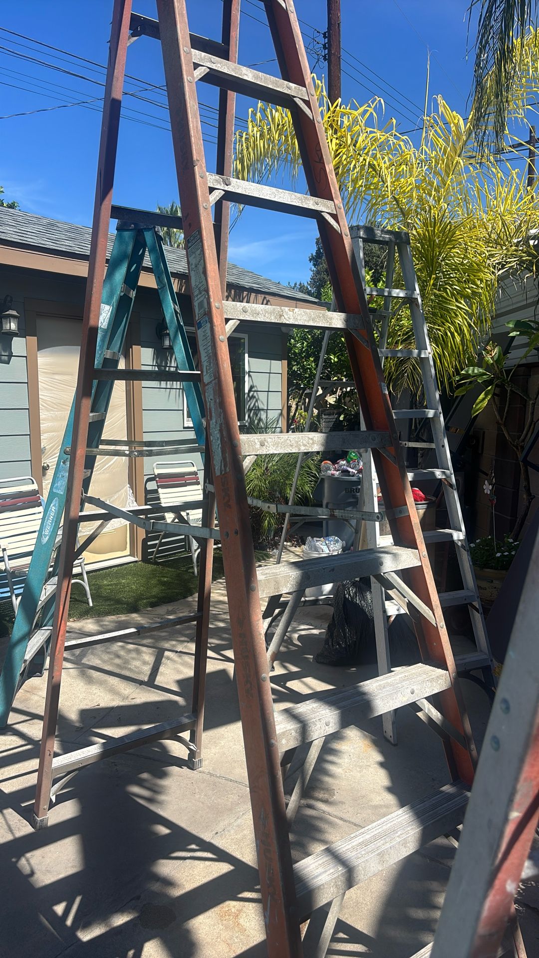 10 Foot Fiberglass Ladder