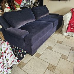 Free Sofa COUCH LEATHER BLUE RECLINER LOVE SEAT GOOD CONDITION 