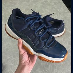 Air Jordan 11 Low Navy Gum