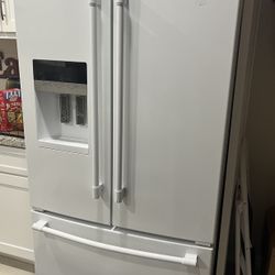 Refrigerator Maytag