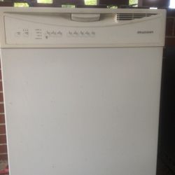 Dishwasher 