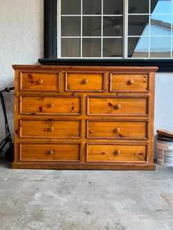 Big Heavy Pine Wood Large Dresser 9 Jumbo Drawers Cajonera $200.- firm