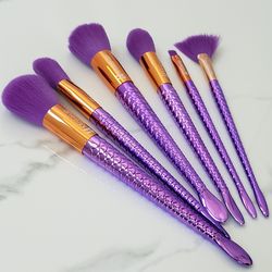 Purple color makeup brush set. Beautiful set
