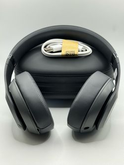 (Authentic) Grey Beats Studio3 Bluetooth Wireless Headphones with Noise Canceling #2451