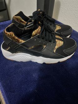 6.5 youth  Nike shoe