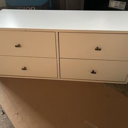 Medium Wall Dresser 