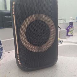 onn. Speaker