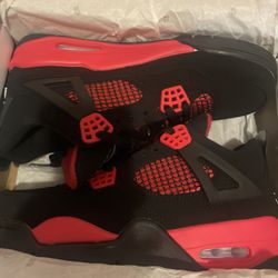 Red Thunder 🌩️🩸