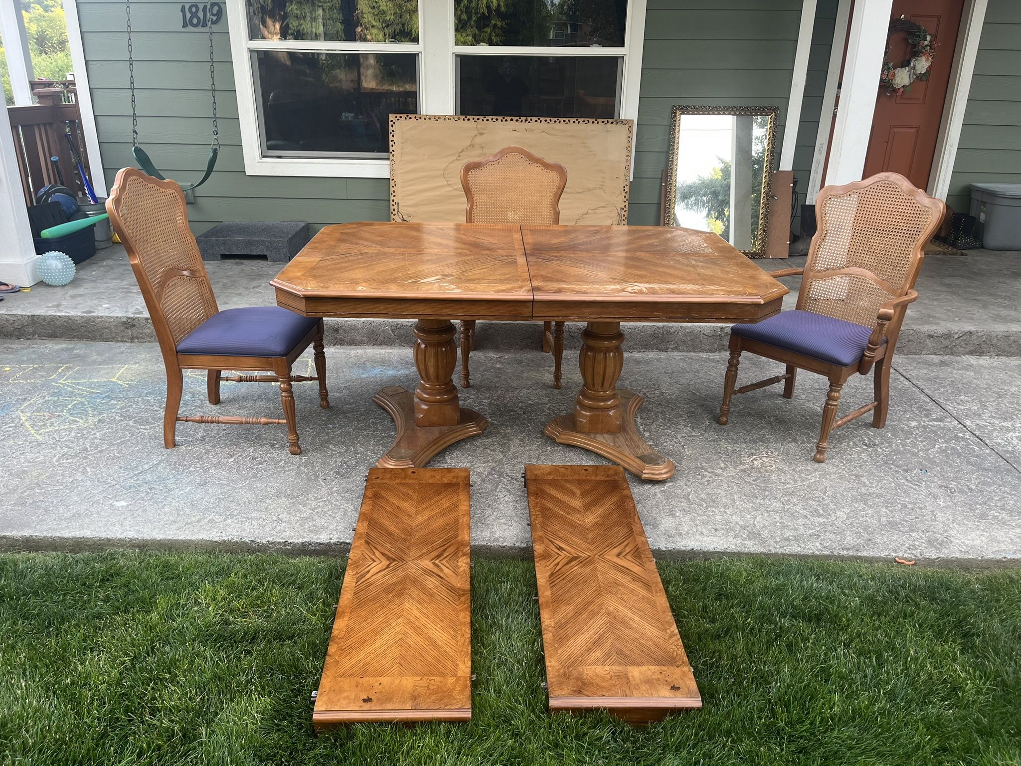 *NEW Price* Wooden table And Chairs