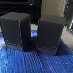 Bose Speakers model 141 both works 100% Tested 