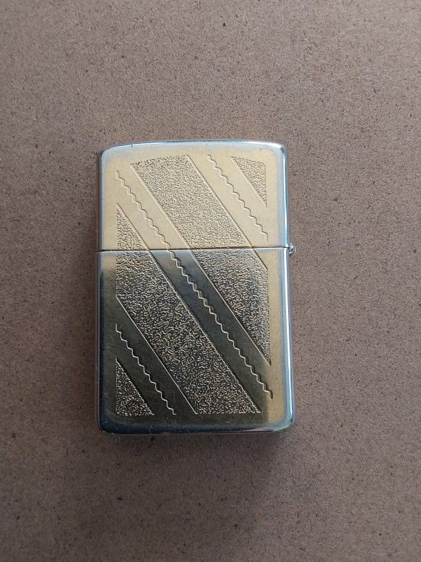 1989 GOLD Zippo with Stripes