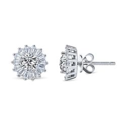 Luxurious Diamond Studs Earrings 