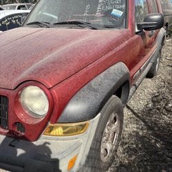 2006 Jeep Liberty Part Out 