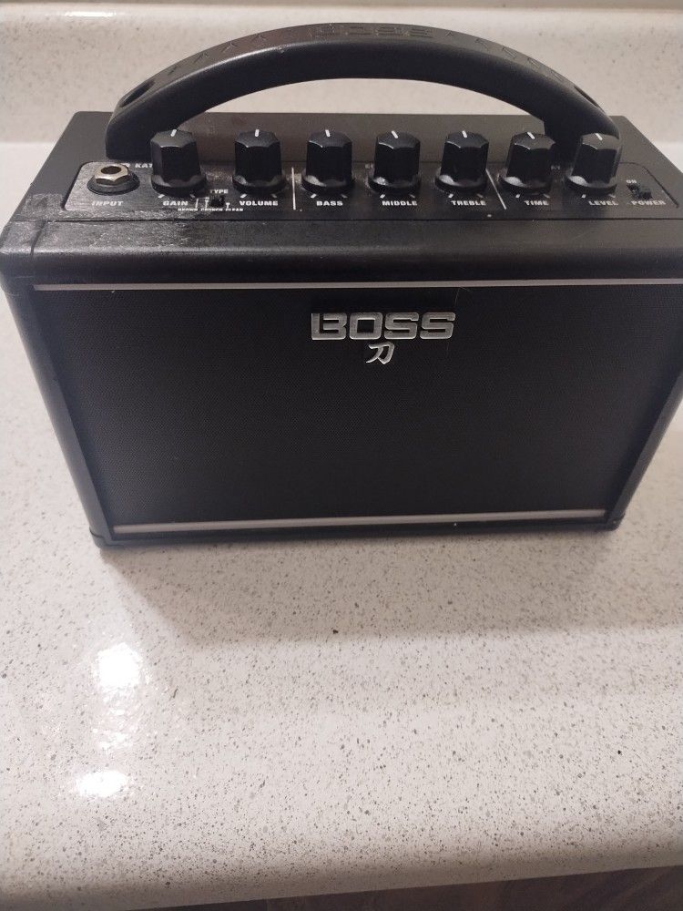 Boss Mini Amp Katana