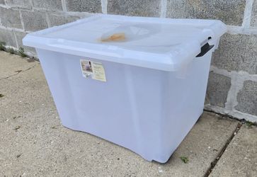 Brightroom Wheeled Latching Storage Tote - 32 Gallon