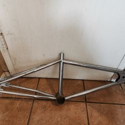 Vintage 80's Diamondback Bmx Bike  Frame serial # 3K1373 "Hard to find"