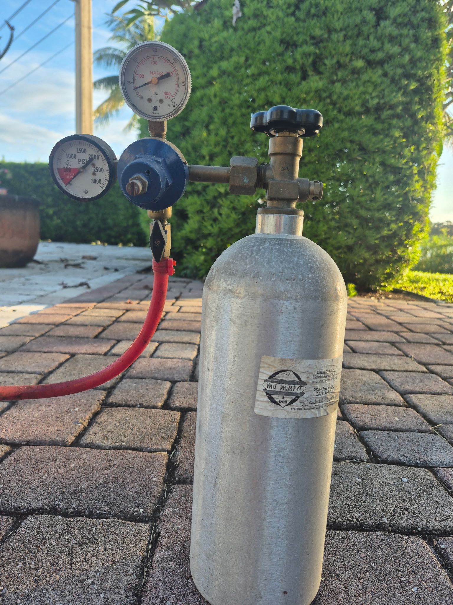 CO2 Tank Gauges And Kegerator Hose And Fitting.