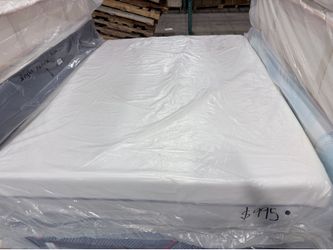 SALE ‼️Queen mattress Purple ‼️ financing available ✅