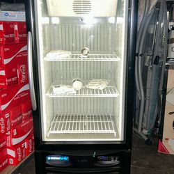 MINUS FORTY COMERCIAL FREEZER WITH LED LIGHTS