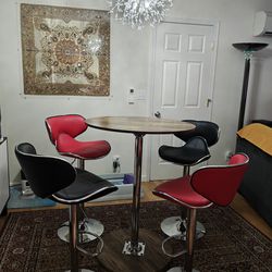 **Pending** Bar height table and 4 adjustable chairs