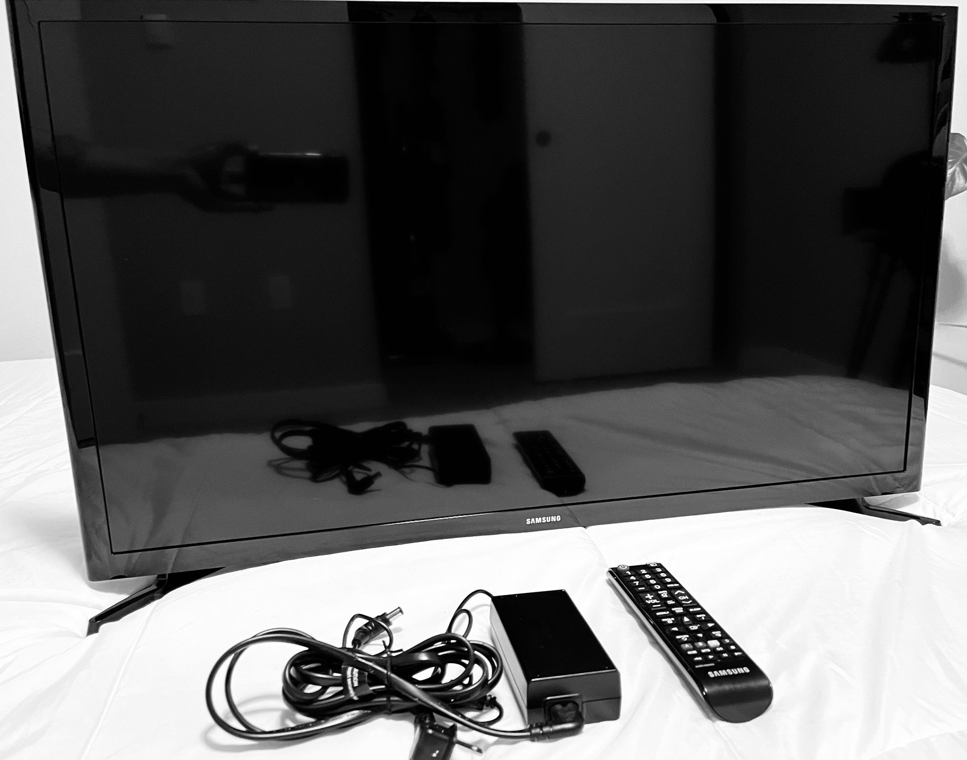 TV Samsung UN32J4000AF for Sale in Snohomish, WA OfferUp