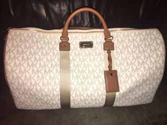 Michael kors duffle bag