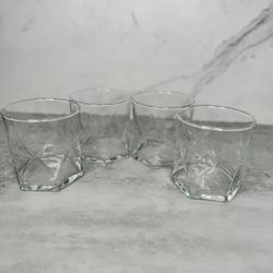 Glassware 4pc Set