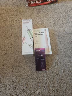 Teeth Care Set Eletric Toothbrush, Portable Oral Irrigator And Teeth Whitening Pen  Sealed In Boxes