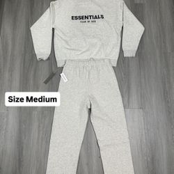 🔥 FEAR OF GOD ESSENTIALS SET – LIGHT OATMEAL / LIGHT GREY – SIZE MEDIUM (NEW)