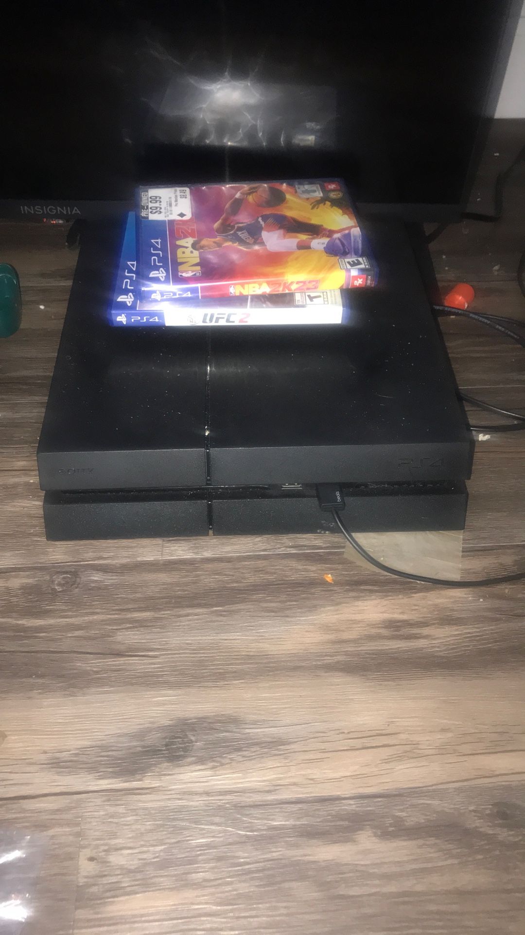 PlayStation 4 Plus Controllers And Games Included