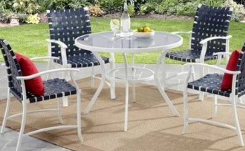 New!! Outdoor Dinning chair, set of 4, patio furniture , white