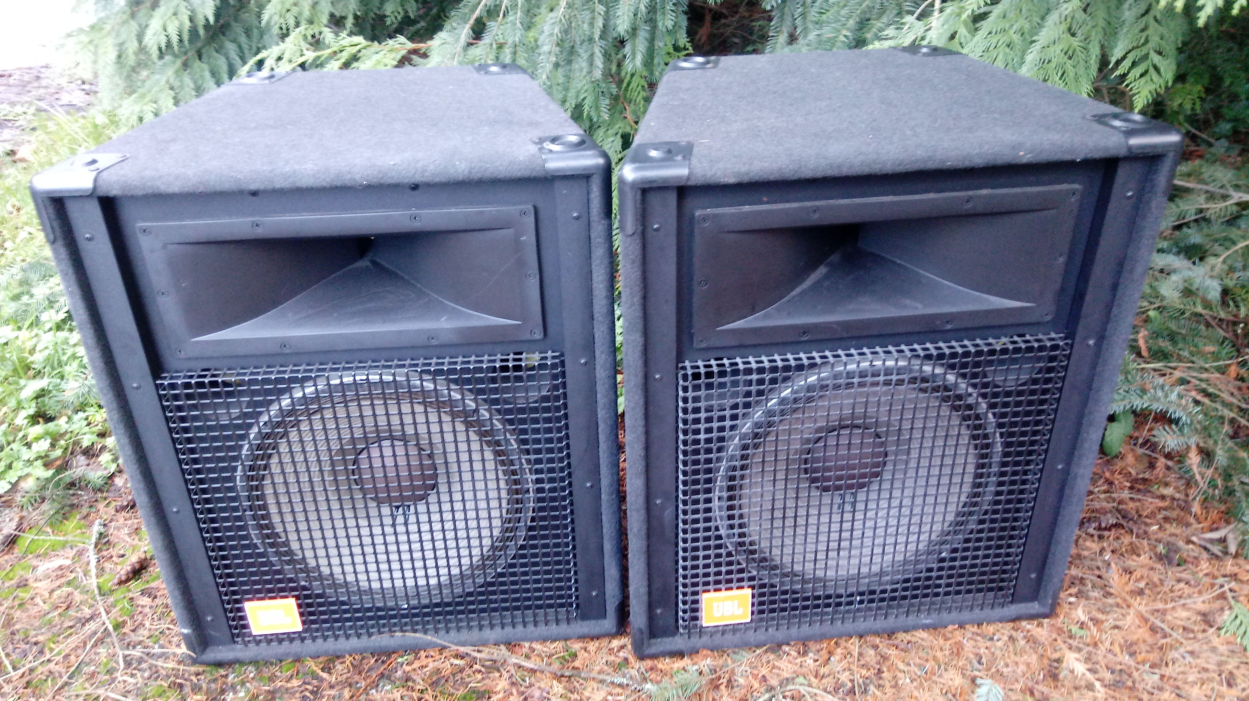 JBL SR4725A II, 600w speaker set for Sale in Everett, - OfferUp