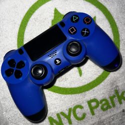 Blue 🔵PS4  Controller 🎮