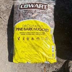 Pine Bark Nugget Mulch