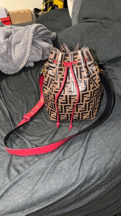 Fendi montresor bucket bag