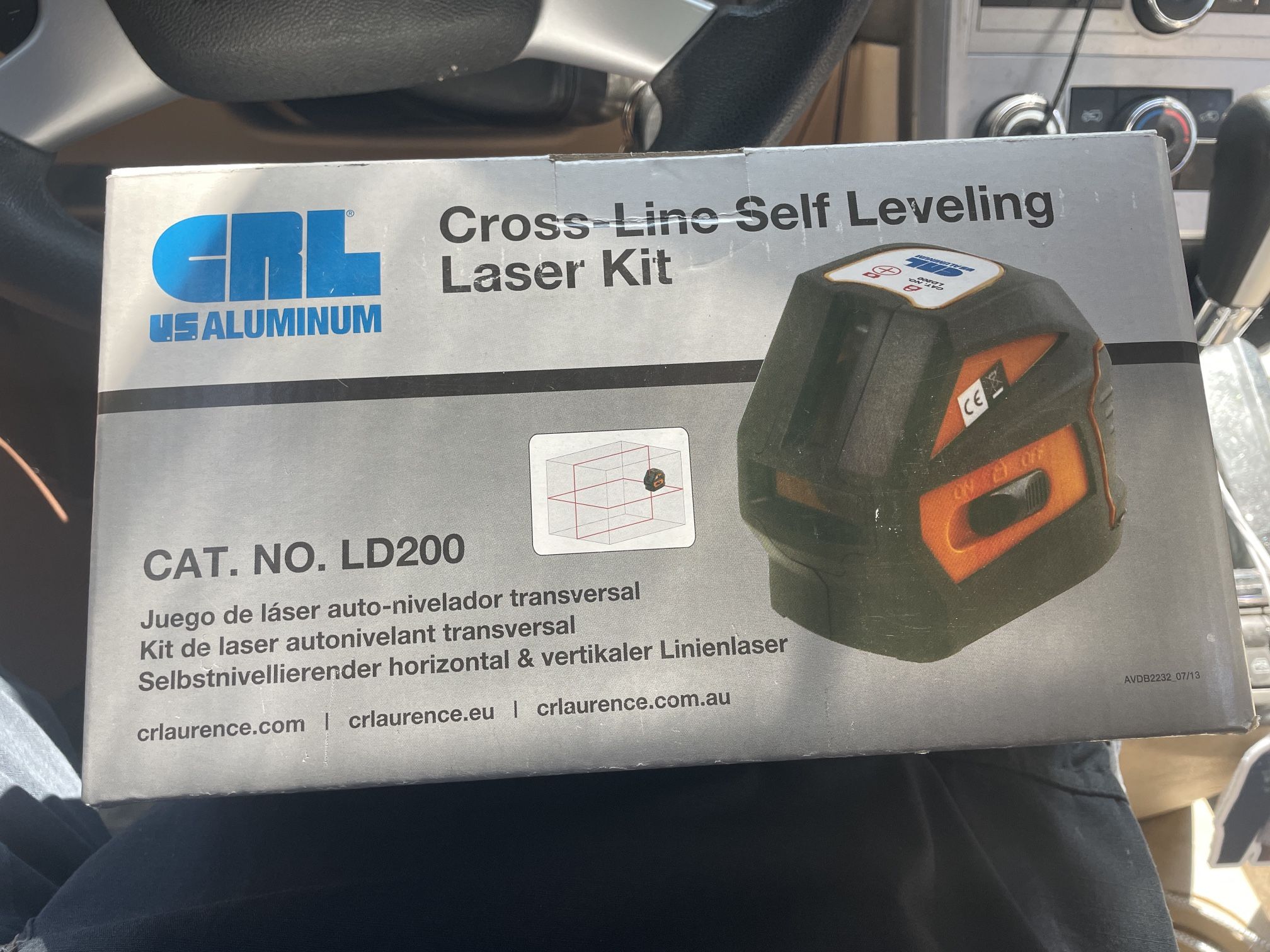 CRL LD200 Cross-Line Self Leveling Laser Kit